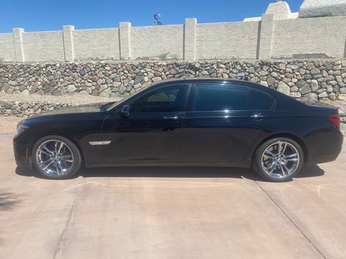 Used 2015 BMW 750Li RWD image 4