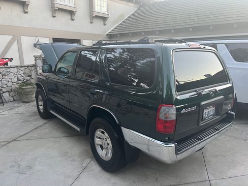 Used 1999 Toyota 4Runner SR5 image 5
