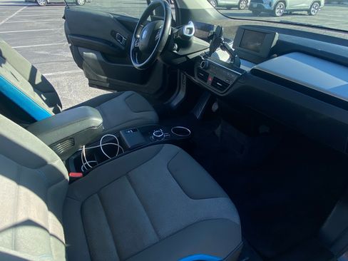 Used 2019 BMW i3 image 9