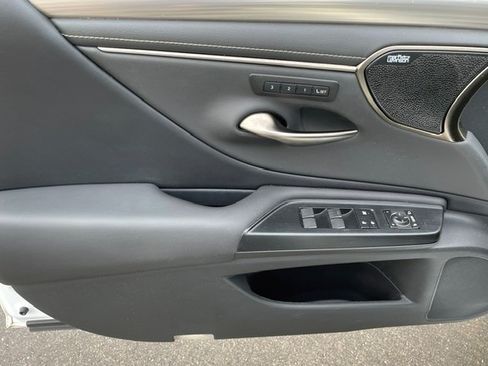 Used 2020 Lexus ES 350 F Sport w/ Accessory Package 2 FWD image 13