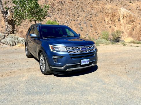 Used 2019 Ford Explorer Limited w/ Class III Trailer Tow Package FWD image 11