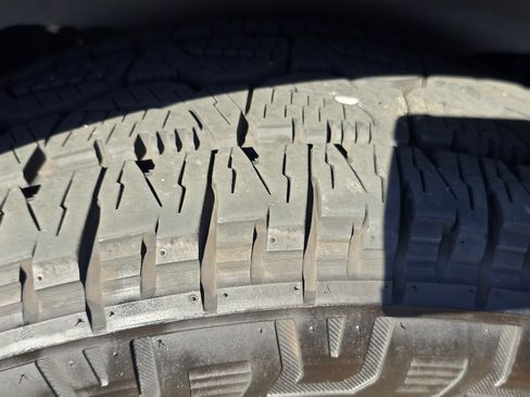 Used 2015 Ford Expedition EL XLT w/ Equipment Group 202A image 17