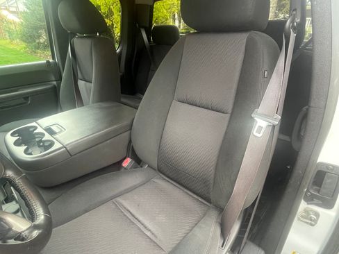 Used 2011 Chevrolet Silverado 1500 LT w/ All-Star Edition image 11