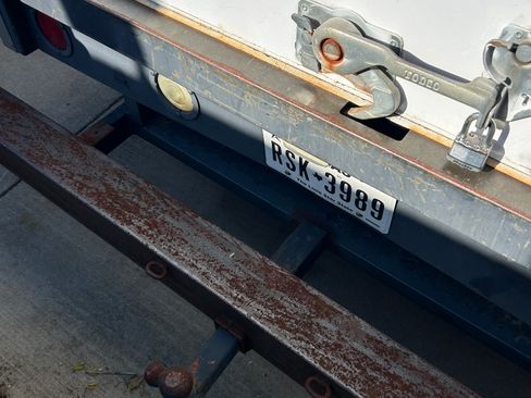 Used 2010 Ford E-350 and Econoline 350 Super Duty image 6