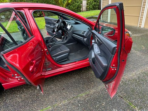 Used 2019 Subaru Impreza 2.0i Sport image 15