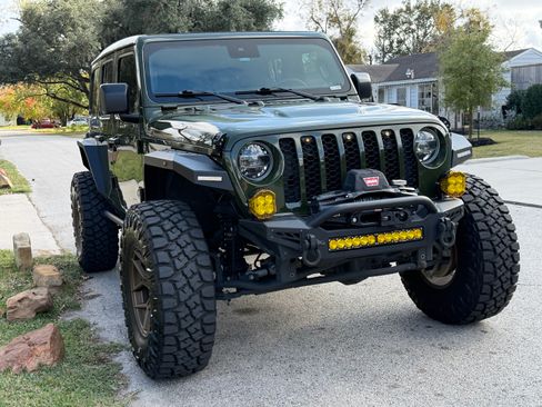 Used 2024 Jeep Wrangler Unlimited Sport AWD/4WD image 8