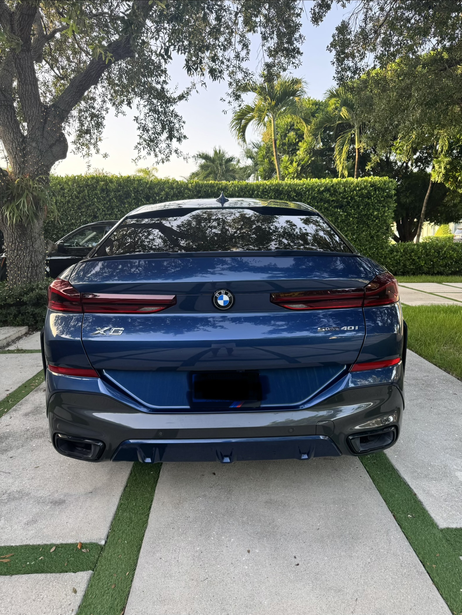 Used 2021 BMW X6 sDrive40i w/ M Sport Package RWD image 9