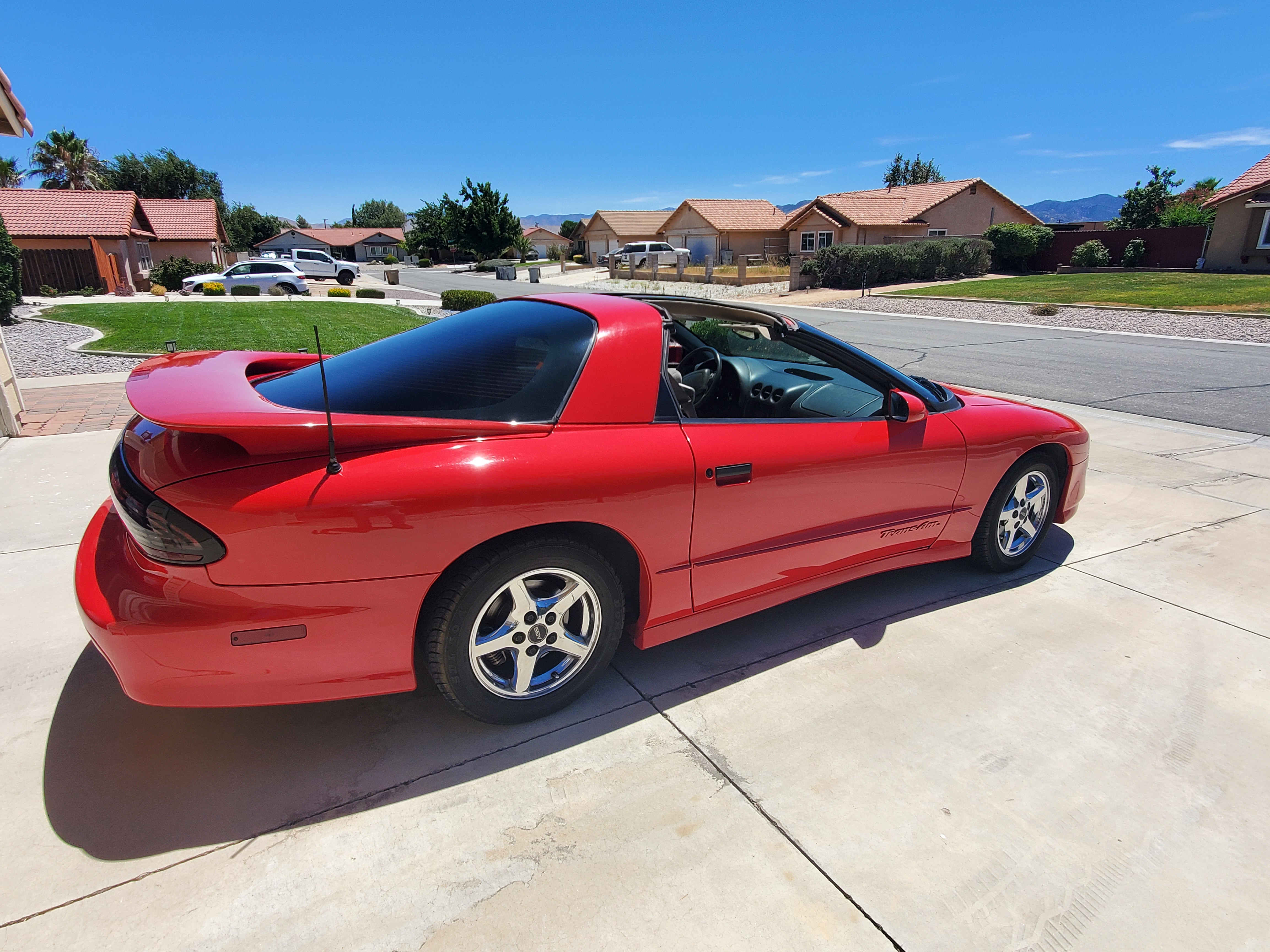 Used 1997 Pontiac Firebird Trans Am RWD image 5