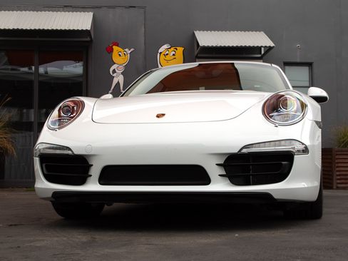 Used 2013 Porsche 911 Carrera 4S AWD/4WD image 6