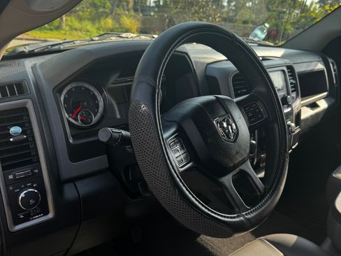 Used 2019 RAM 1500 Express image 6