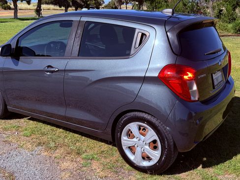 Used 2019 Chevrolet Spark LS image 2