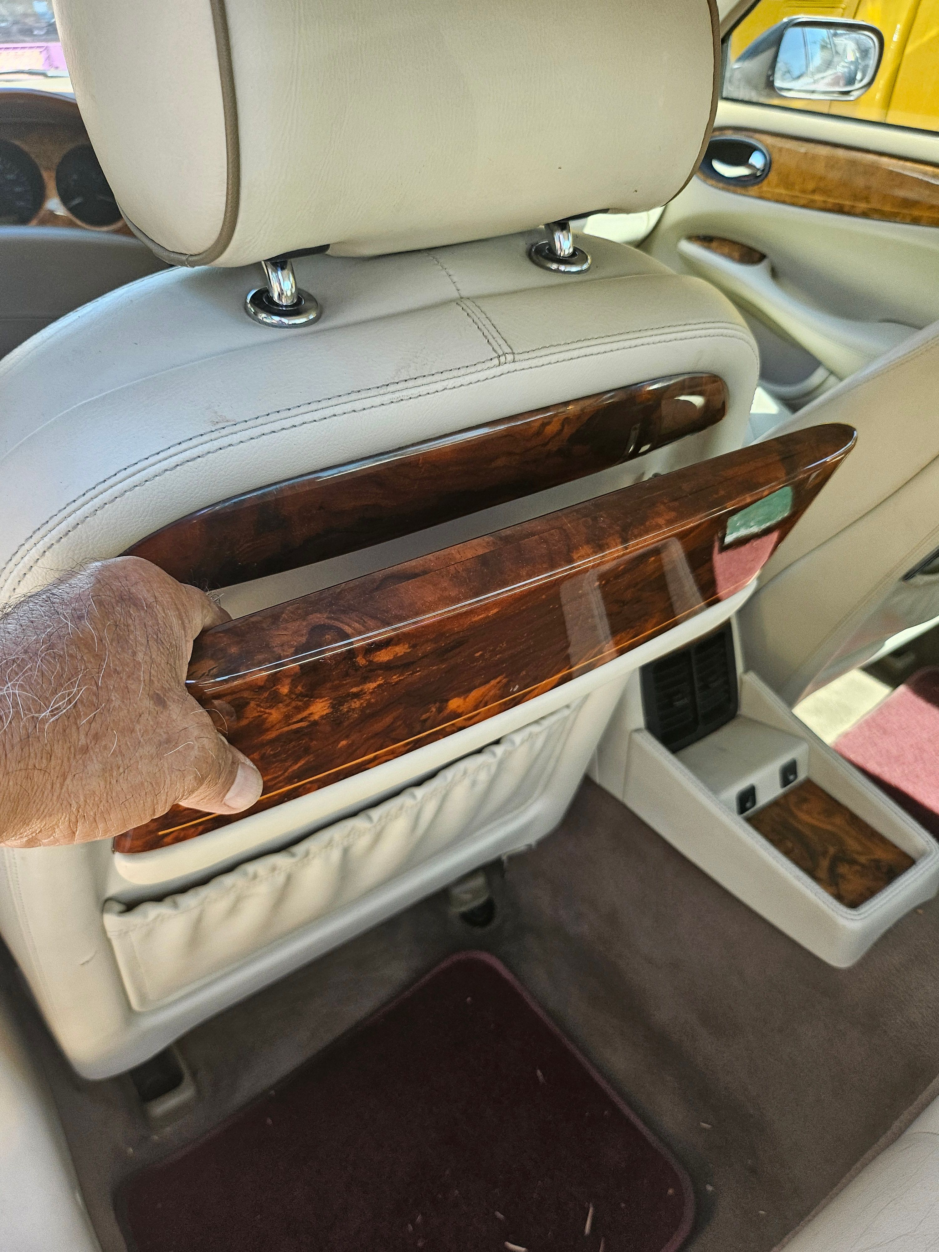 Used 2001 Jaguar XJ Vanden Plas RWD image 16