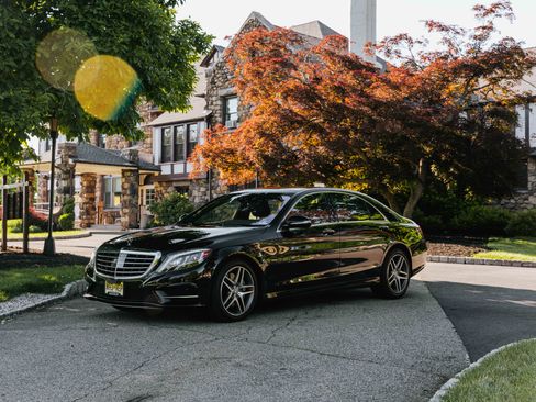 Used 2015 Mercedes-Benz S 550 4MATIC Sedan image 16