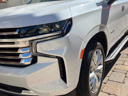 Used 2023 Chevrolet Tahoe High Country w/ Advanced Technology Package image 6