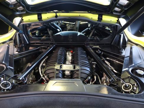 Used 2023 Chevrolet Corvette Z06 image 8