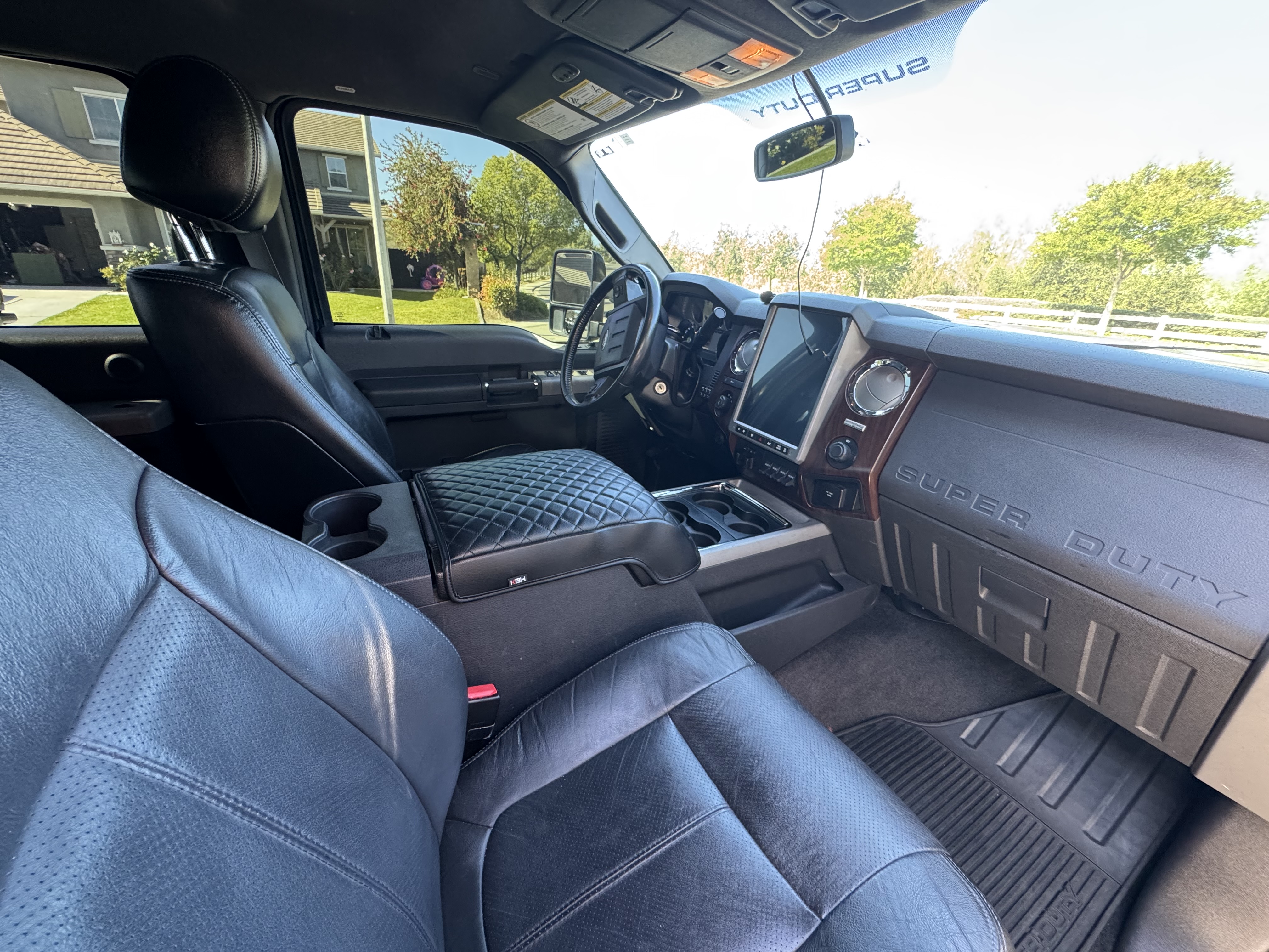 Used 2013 Ford F250 Lariat w/ Chrome Pkg AWD/4WD image 14