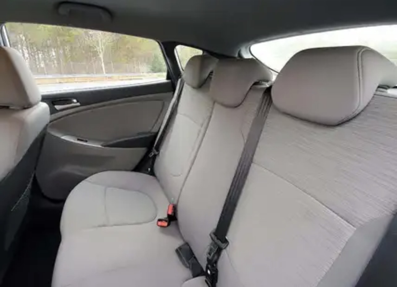 Used 2017 Hyundai Accent SE FWD image 10
