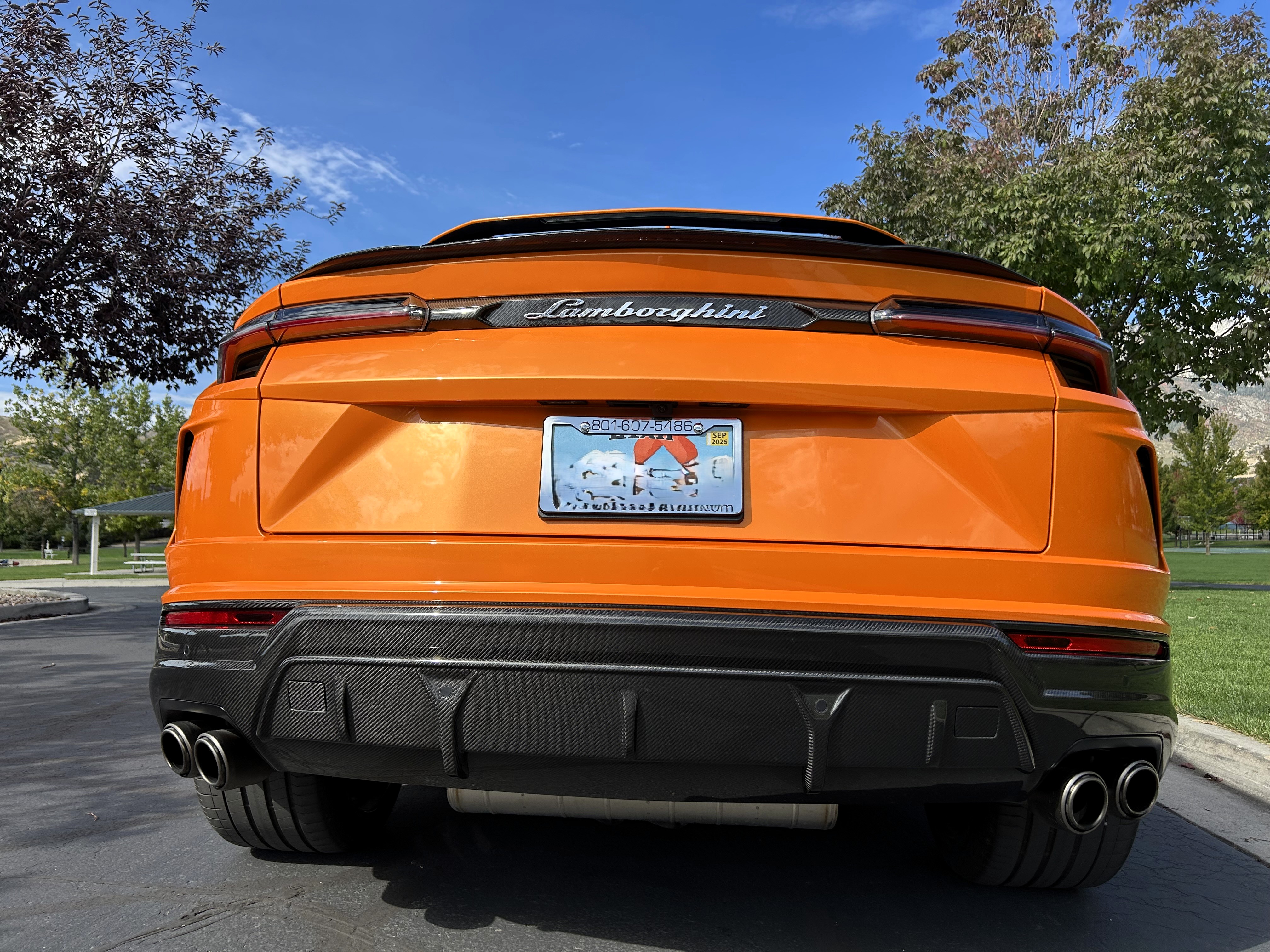 Used 2022 Lamborghini Urus AWD/4WD image 13