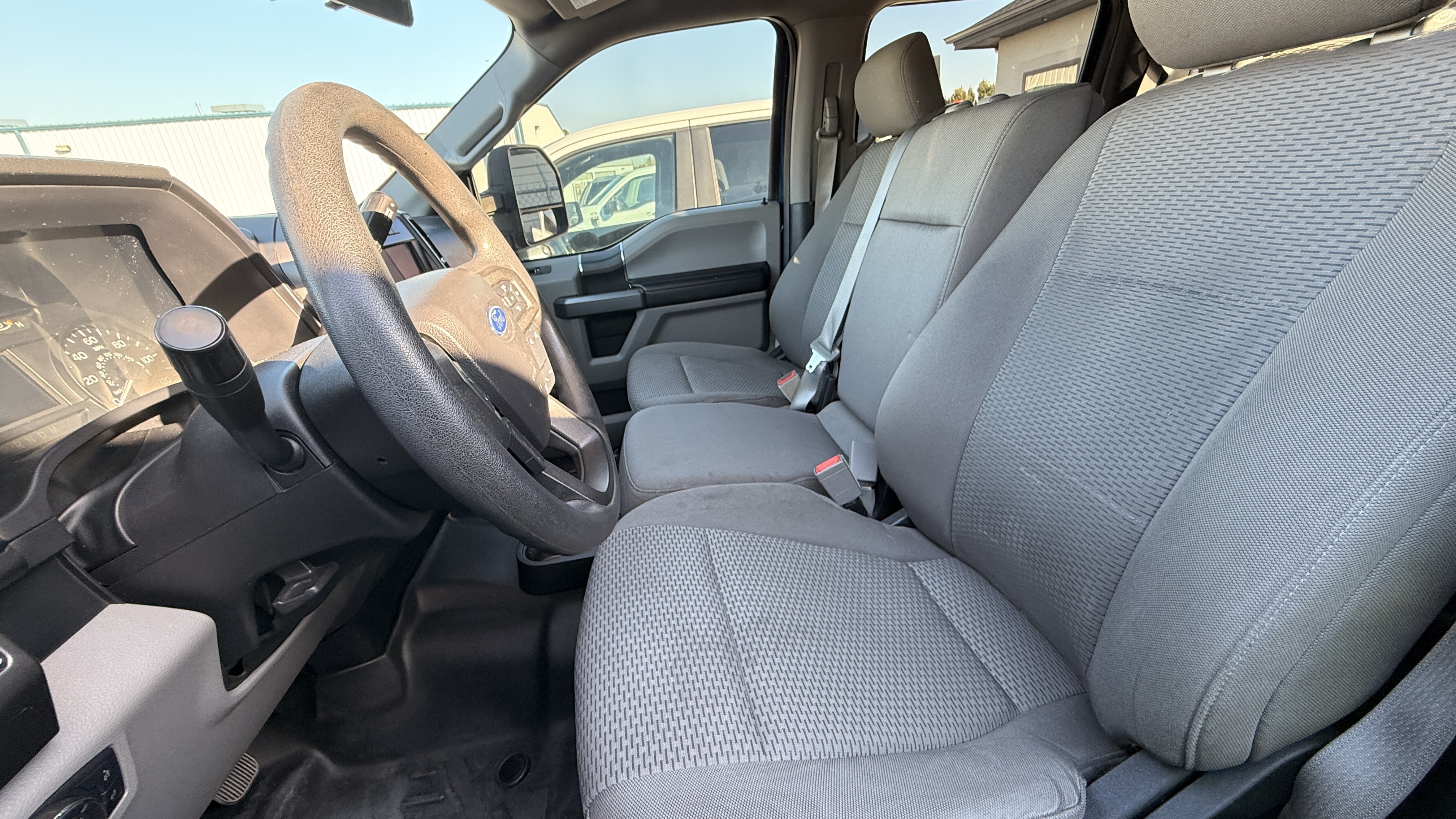 Used 2018 Ford F150 XLT AWD/4WD image 10