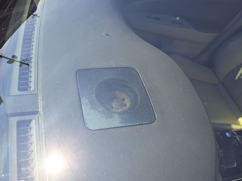 Used 2011 INFINITI G37 x Sedan w/ Premium Pkg image 10