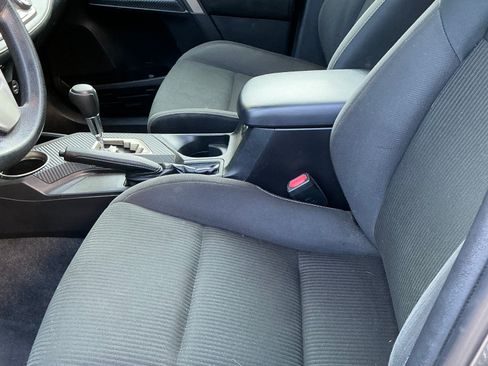 Used 2015 Toyota RAV4 XLE image 10