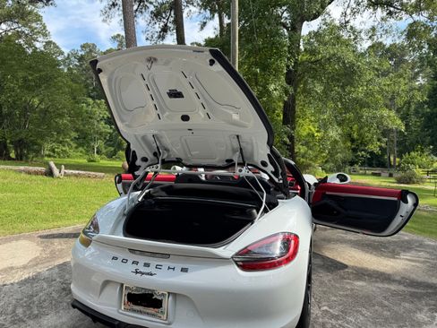 Used 2016 Porsche Boxster Spyder RWD image 9