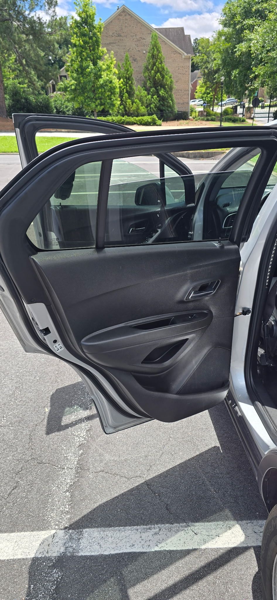 Used 2018 Chevrolet Trax LT w/ LT Convenience Package FWD image 13