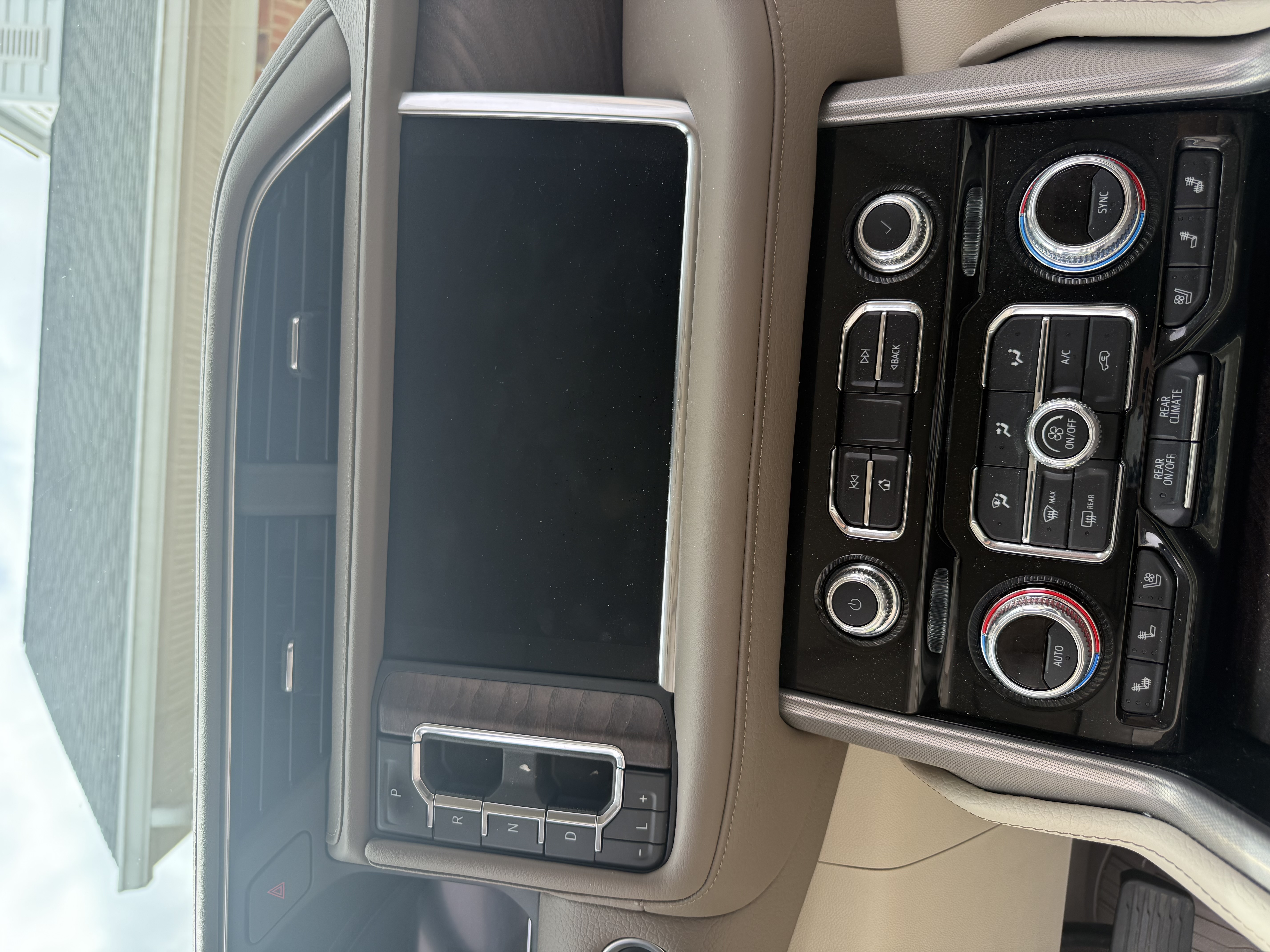 Used 2024 GMC Yukon Denali w/ Max Trailering Package AWD/4WD image 5