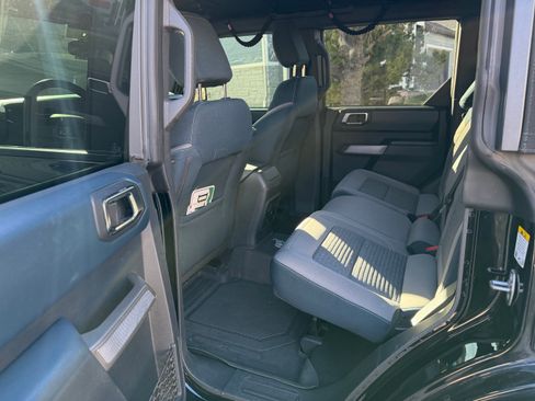 Used 2022 Ford Bronco Outer Banks image 14