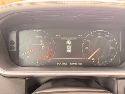 Used 2016 Land Rover Range Rover Supercharged AWD/4WD image 12