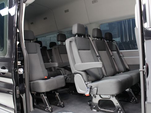 Used 2023 Ford Transit 350 XLT RWD image 9