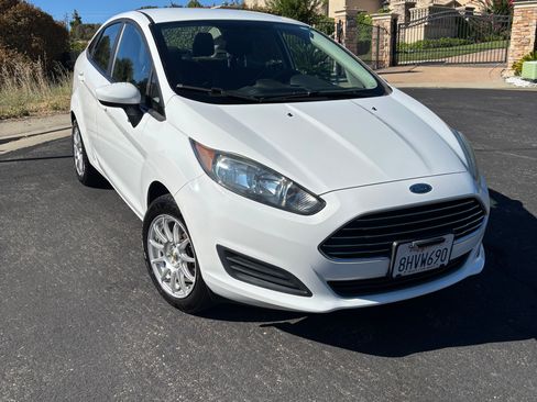 Used 2019 Ford Fiesta S FWD image 9