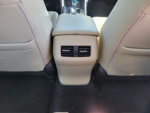 Used 2015 Honda Accord Touring image 8