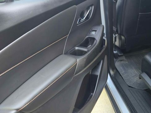 Used 2018 Chevrolet Traverse LT FWD image 7