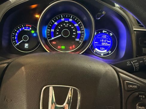 Used 2015 Honda Fit LX image 12