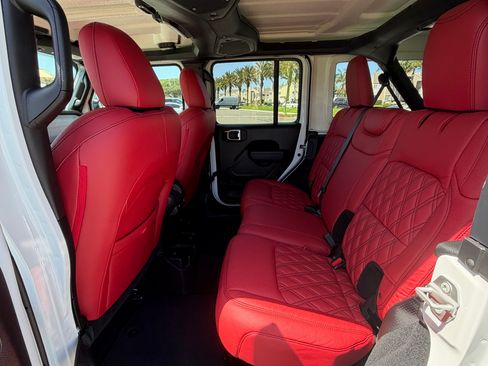 Used 2026 Jeep Wrangler Unlimited Sport AWD/4WD image 5