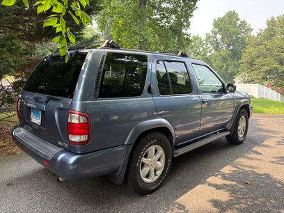 Used 2001 Nissan Pathfinder LE