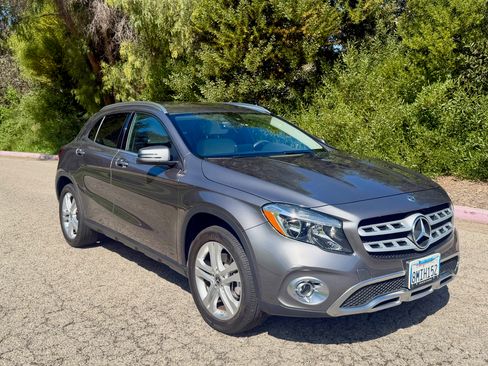 Used 2020 Mercedes-Benz GLA 250 image 4