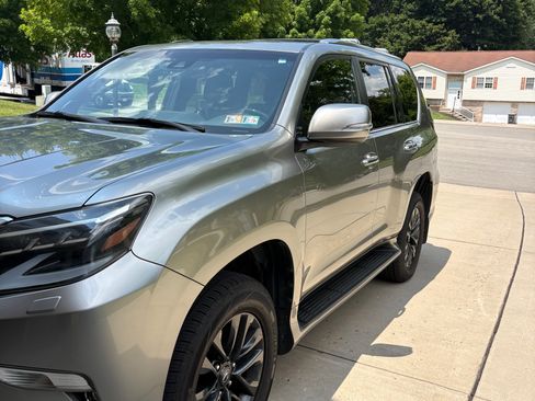Used 2021 Lexus GX 460 Premium w/ Premium Package AWD/4WD image 20