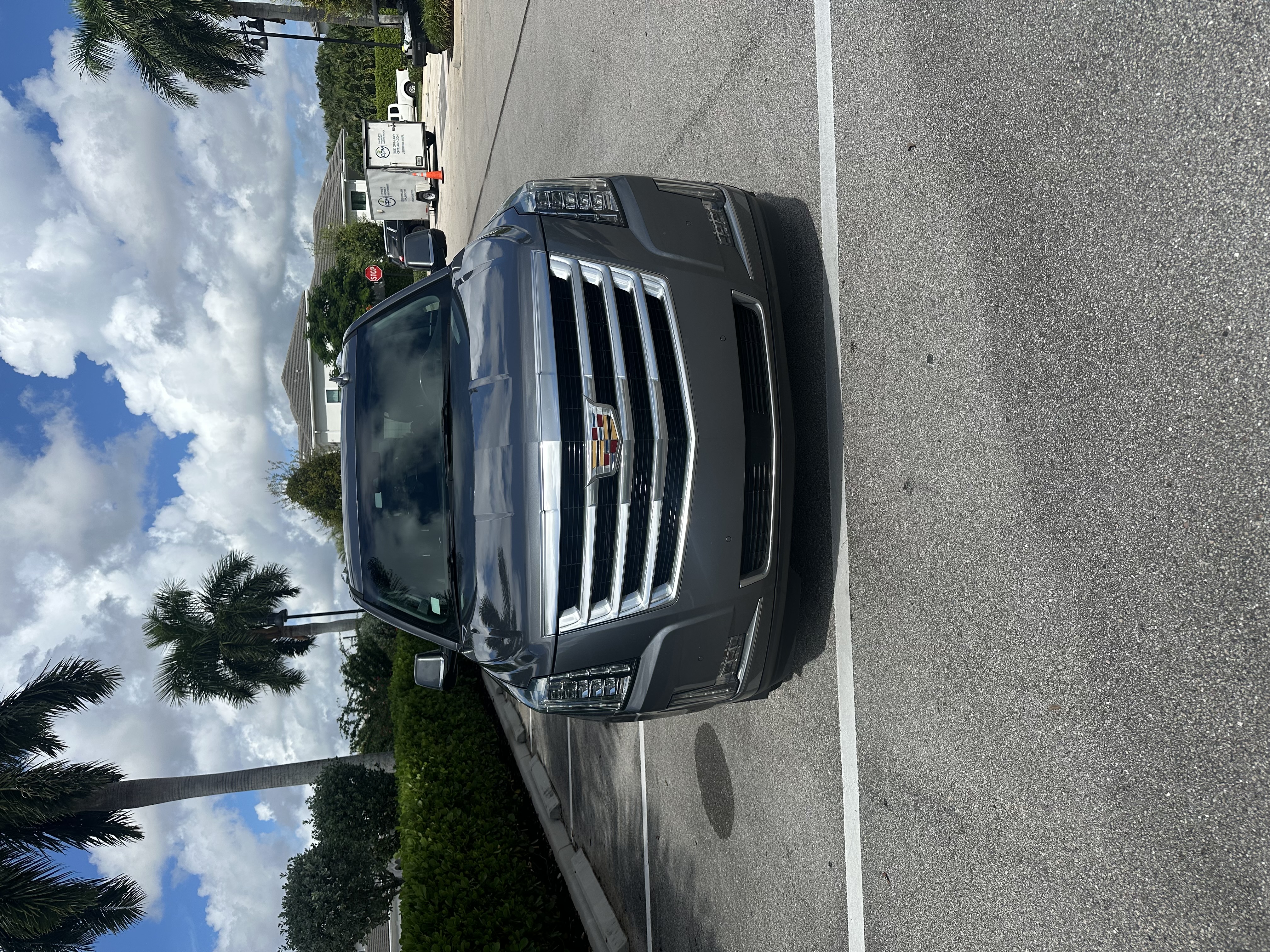 Used 2019 Cadillac Escalade Premium Luxury AWD/4WD image 2