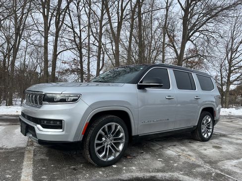 Used 2023 Jeep Grand Wagoneer Series II image 1