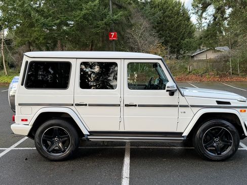 Used 2017 Mercedes-Benz G 550 image 6