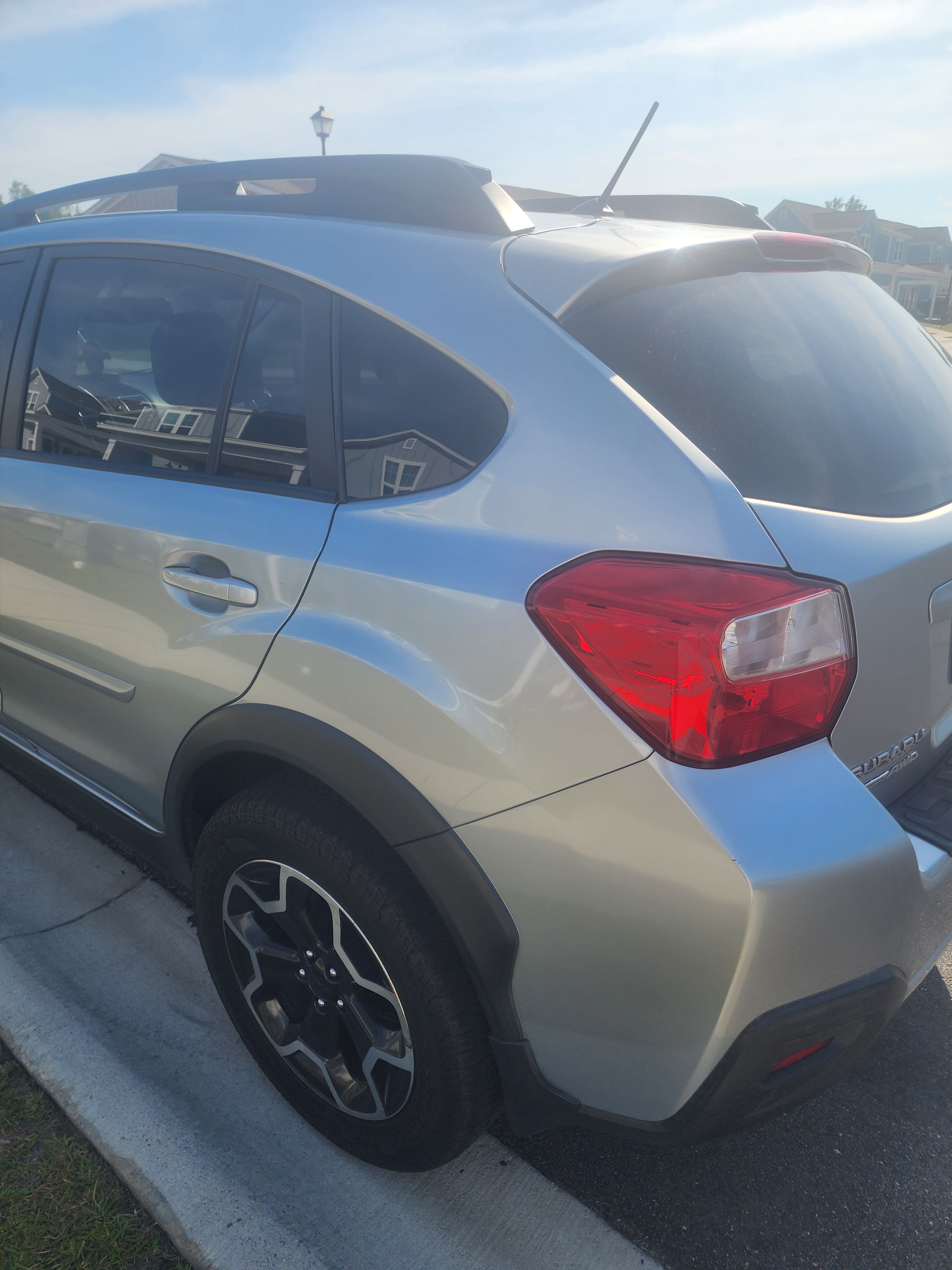 Used 2015 Subaru Crosstrek 2.0i Premium w/ Moonroof Package AWD/4WD image 11