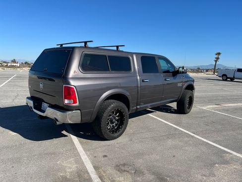 Used 2018 RAM 1500 Laramie w/ Convenience Group image 8
