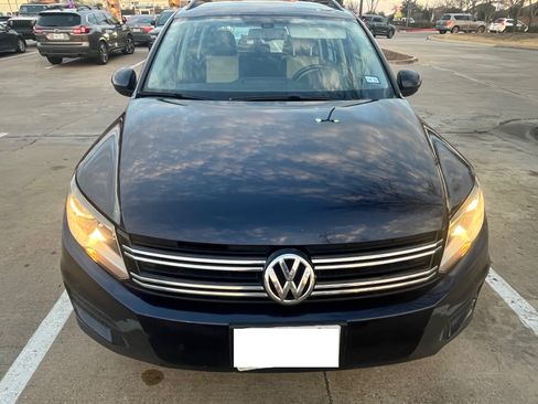 Used 2016 Volkswagen Tiguan S image 17