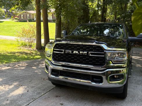 Used 2023 RAM 2500 Big Horn w/ Level 1 Equipment Group AWD/4WD image 1