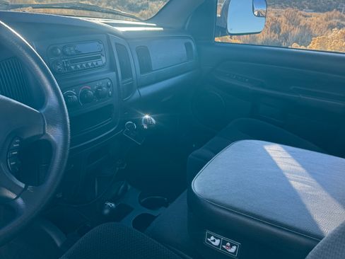 Used 2003 Dodge Ram 2500 Truck SLT image 10