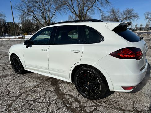 Used 2013 Porsche Cayenne GTS image 5