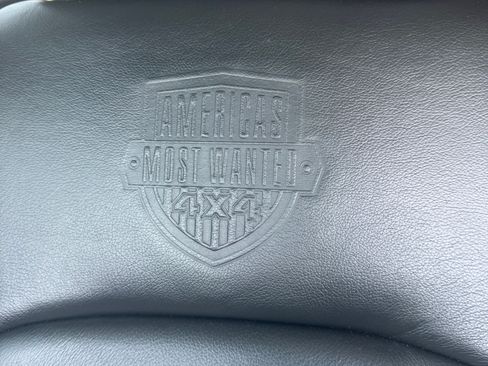 Used 2021 Jeep Gladiator Mojave AWD/4WD image 9