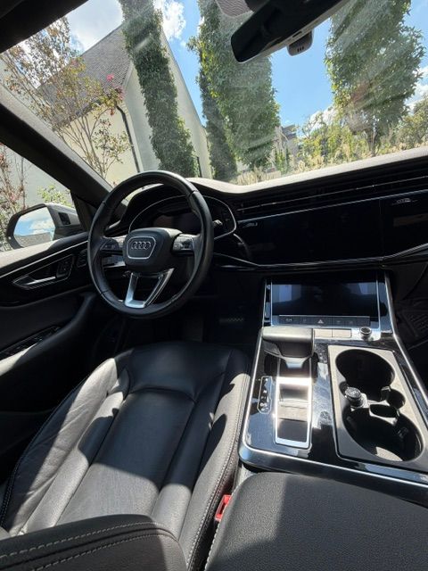 Used 2019 Audi Q8 Premium w/ Convenience Package AWD/4WD image 18